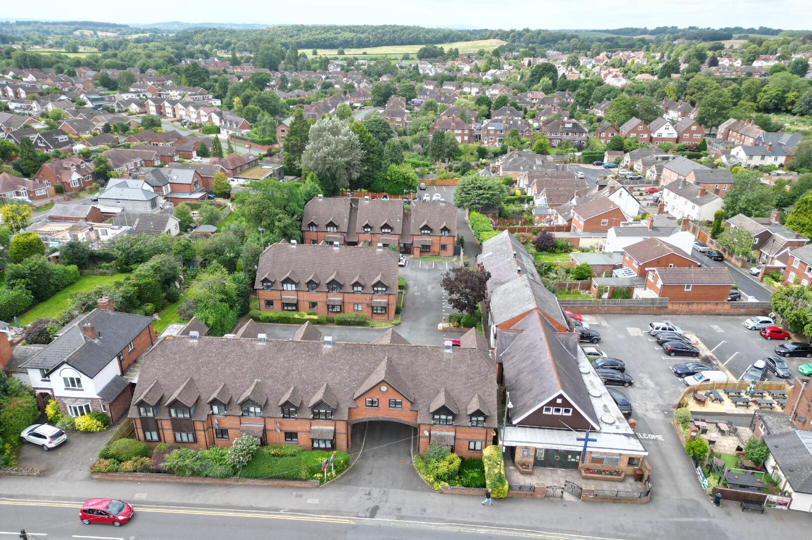 2 bed property in Stuarts Court Worcester Road, Stourbridge